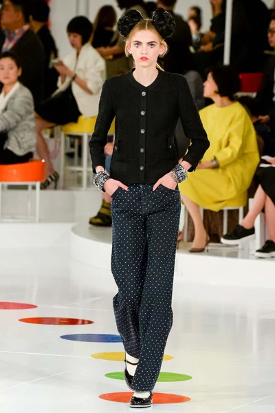 Look 62